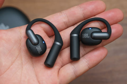 < 超美品> JBL SENSE PRO ワイヤレスイヤホン ブラック JBL 完全ワイヤレスイヤホン JBL Soundgear Sense