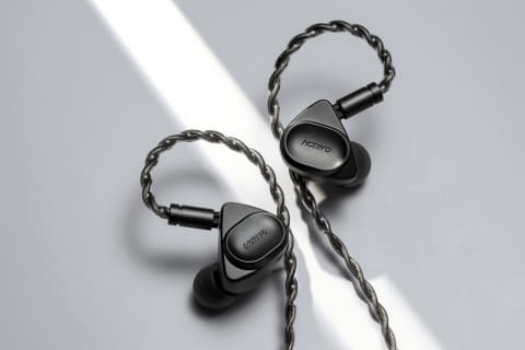 ACTIVO VOLCANO（ボルケーノ） ACTIVO、13200円のオリジナルIEM「VOLCANO」にブラックモデル