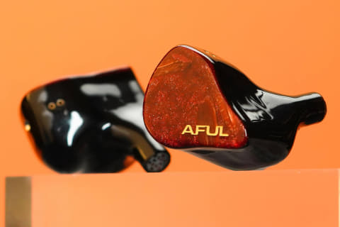 AFUL、静電型の使い方にもこだわる最上位イヤフォン「DAWN-X」。1DD +