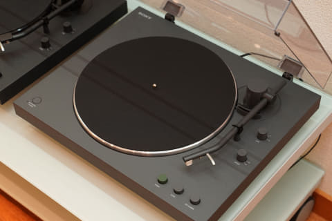 ソニー、新レコードプレーヤー2モデル。針や出力端子にもこだわった