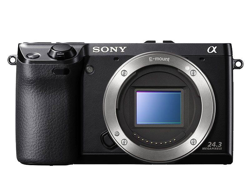 撮像素子は、Exmor APS HD CMOS。有効2,430万画素