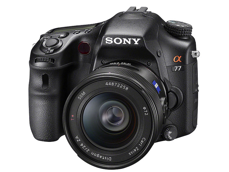 「α77」にCarl Zeissレンズを取り付けたところ