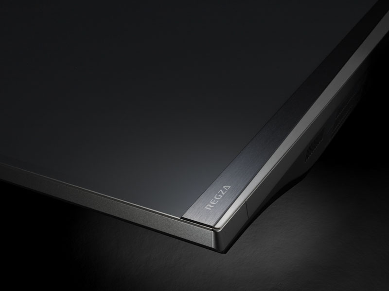 超挟額縁のベゼル部を採用