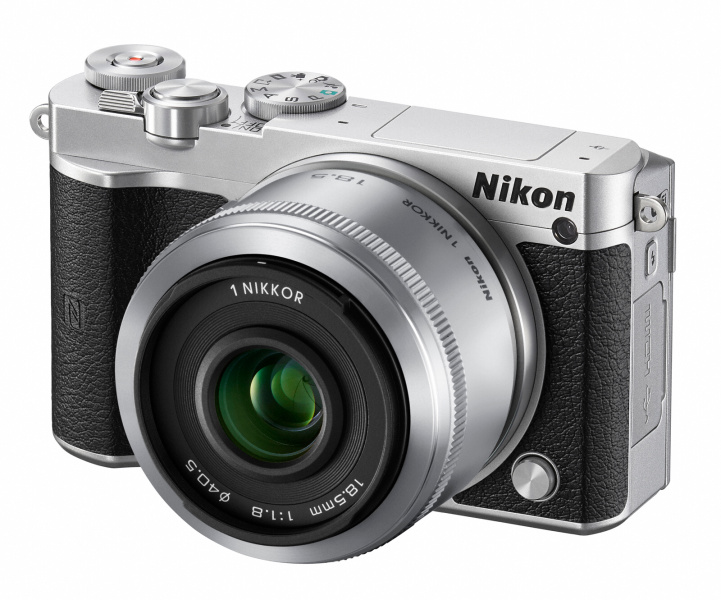 ニコン初の4k動画撮影対応 裏面照射cmos搭載ミラーレス Nikon 1 J5 Av Watch
