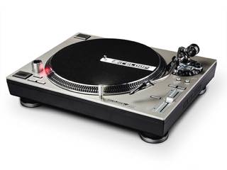 DJ機材 RELOOP RP-7000 Reloop製DJターンテーブル「RP-7000」にシルバー。USB DJコントローラ