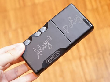 レビュー】小さな最強DACアンプ、さらに進化。CHORD「Mojo 2」を聴く