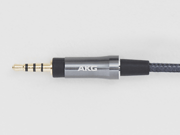 AKG、N40/N30向け純正リケーブル。2.5mm 4極バランス接続用は約13,880