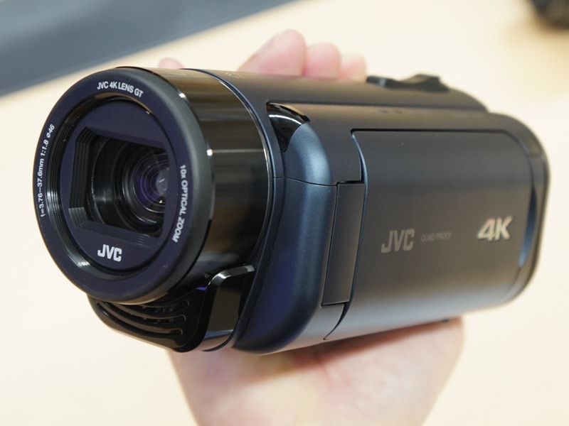 JVC、業界初4Kで防水/防塵/耐衝撃/耐低温“QUAD PROOF”ビデオカメラ。約