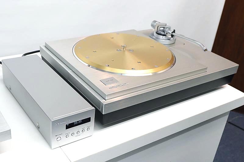 Panasonic rタg110 送料230円 (2)Technics SL-3300 付属 ターンテーブルの磁石部分 動作未確認 テクニクス 松下電器 レコードプレーヤー部品 ジャンク