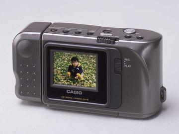 カシオの新タフカメラ“G'z EYE”。50m防水で240fpsスロー撮影できる