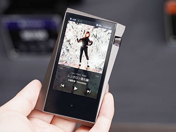 Astell&Kern×ウマ娘、SR15のコラボハイレゾプレーヤー。限定555台 - AV