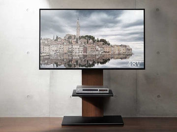 テレビを壁寄せできる「WALL TV STAND V2」。ハイ/ロー2種類