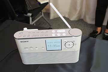 SONY Portable Radio Recorder ICZ-R260TV