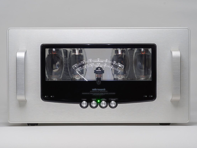 audio research、140W高出力の真空管アンプ「Reference 160M」 - AV Watch