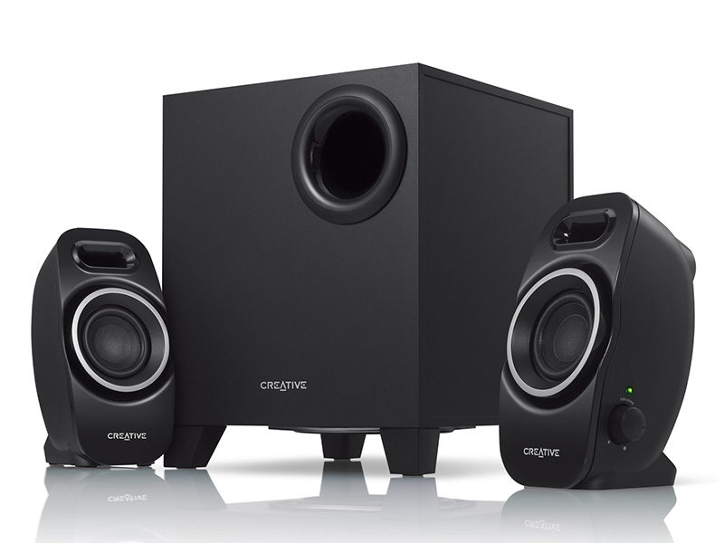 クリエイティブ、重低音強化した3,980円の2.1chスピーカー - AV Watch