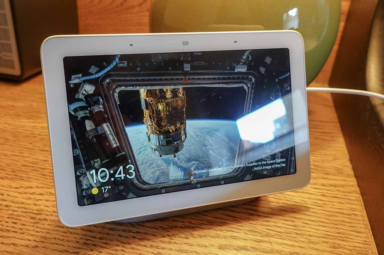 西田宗千佳のRandomTracking】Google Home Hubは“家電の真ん中”を狙う