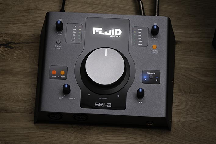 ローランド、Fluid Audio初のUSBオーディオ「SRI-2」。約32,000円 - AV