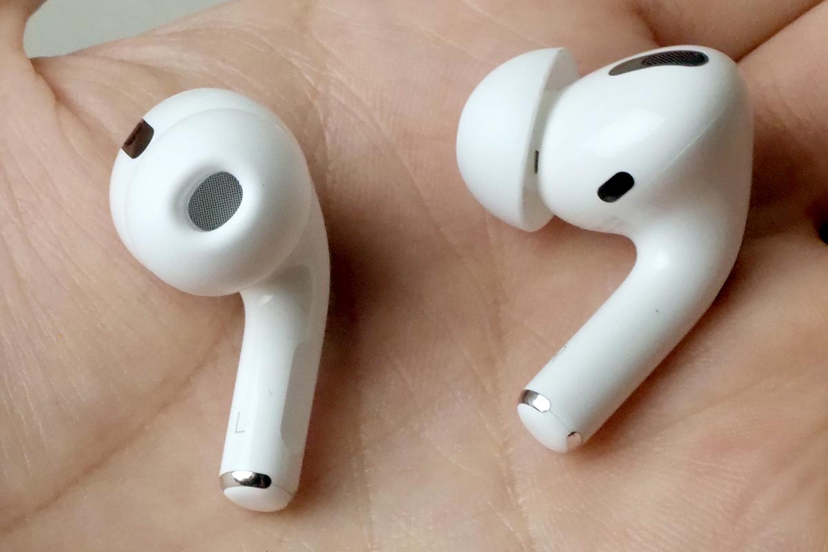 AirPods プロ 第一世代 エアーポッズ 右耳のみ AirPodsApple - イヤフォン