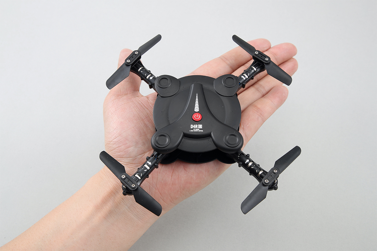 約47gで折りたためる8,000円のドローン「FPV COMPACT DRONE R」 - AV Watch