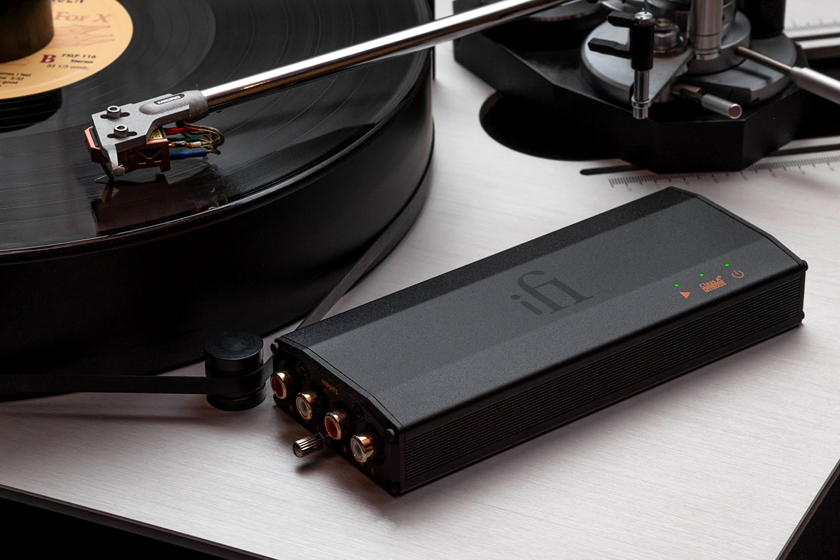 iFi、多様な設定でカートリッジ/レコードに対応する小型