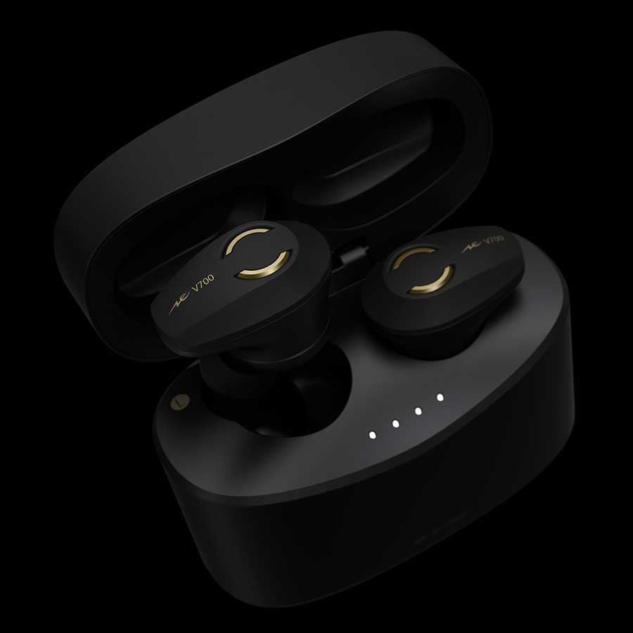 ワイヤレスヘッドホン V700 ブラック 充電ケース付き ワイヤレスヘッドホン V700 ブラック 充電ケース付き