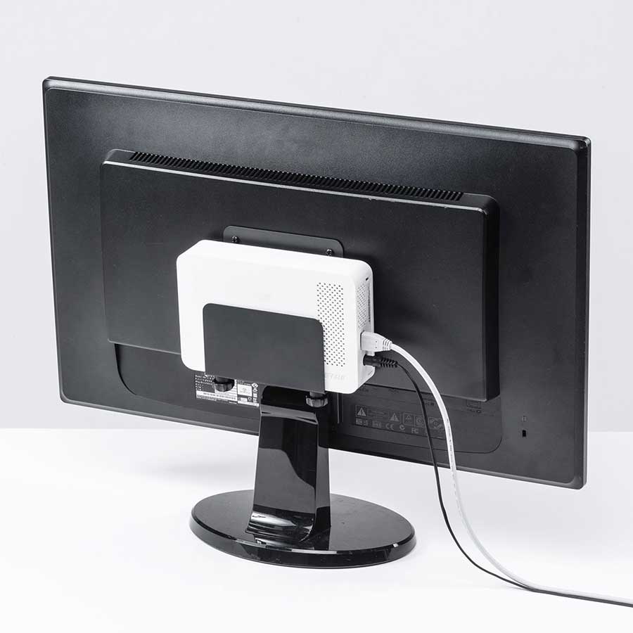 ディスプレイ背面にHDDなどスッキリ収納するホルダー - AV Watch