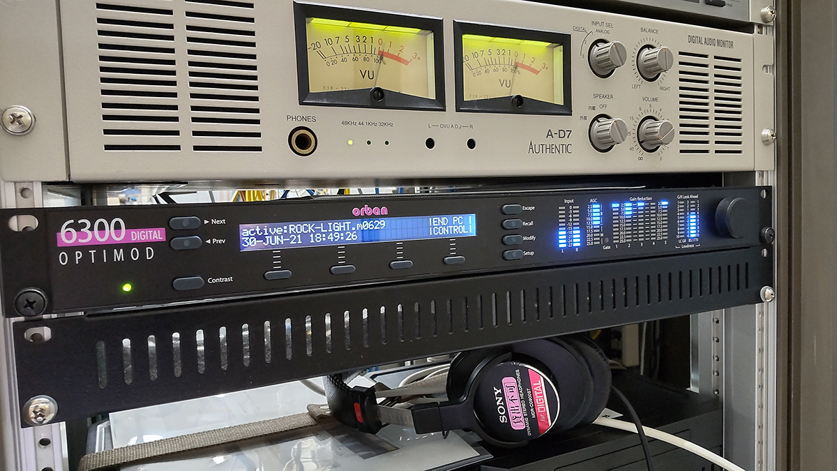 TBSラジオ「長時間、イヤフォンで聴いても疲れない音色」に - AV Watch
