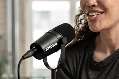 Shure、ポッドキャスト向けダイナミックマイクと小型USBステレオマイク