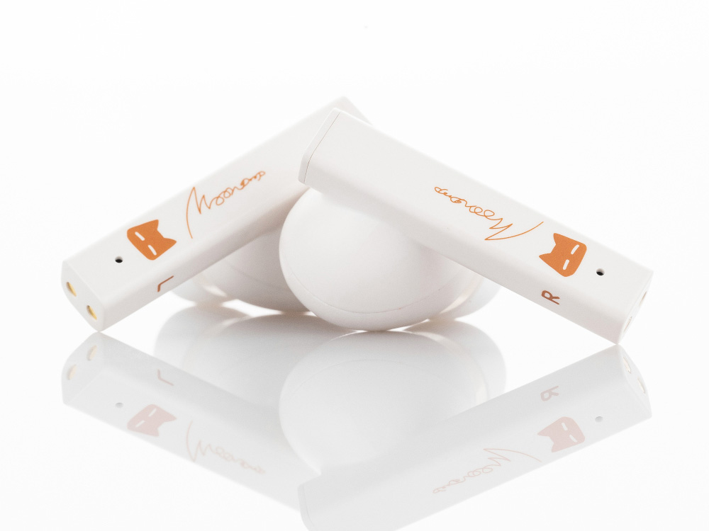 水月雨、オリジナルキャラの音声ガイダンス収録の完全ワイヤレス