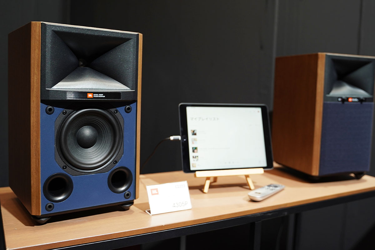 JBL 4305H WX スタジオモニタースピーカー 2本間違えて写真を追加したところ