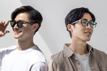 MEMSスピーカー搭載のスマートメガネ「Fauna Audio Glasses」 - AV Watch