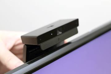 レビュー】ブラビアがカメラで賢くなる!? ソニー「BRAVIA CAM」を試し