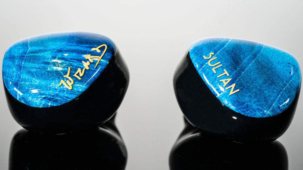 NOBLE AUDIO、静電型も搭載した“皇帝”カスタムIEM「SULTAN C」 - AV Watch