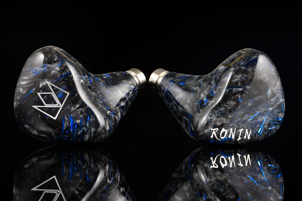 新品同様) Noble Audio Ronin NobleAudio よりディテール表現に磨きをかけた最新フラグシップIEM
