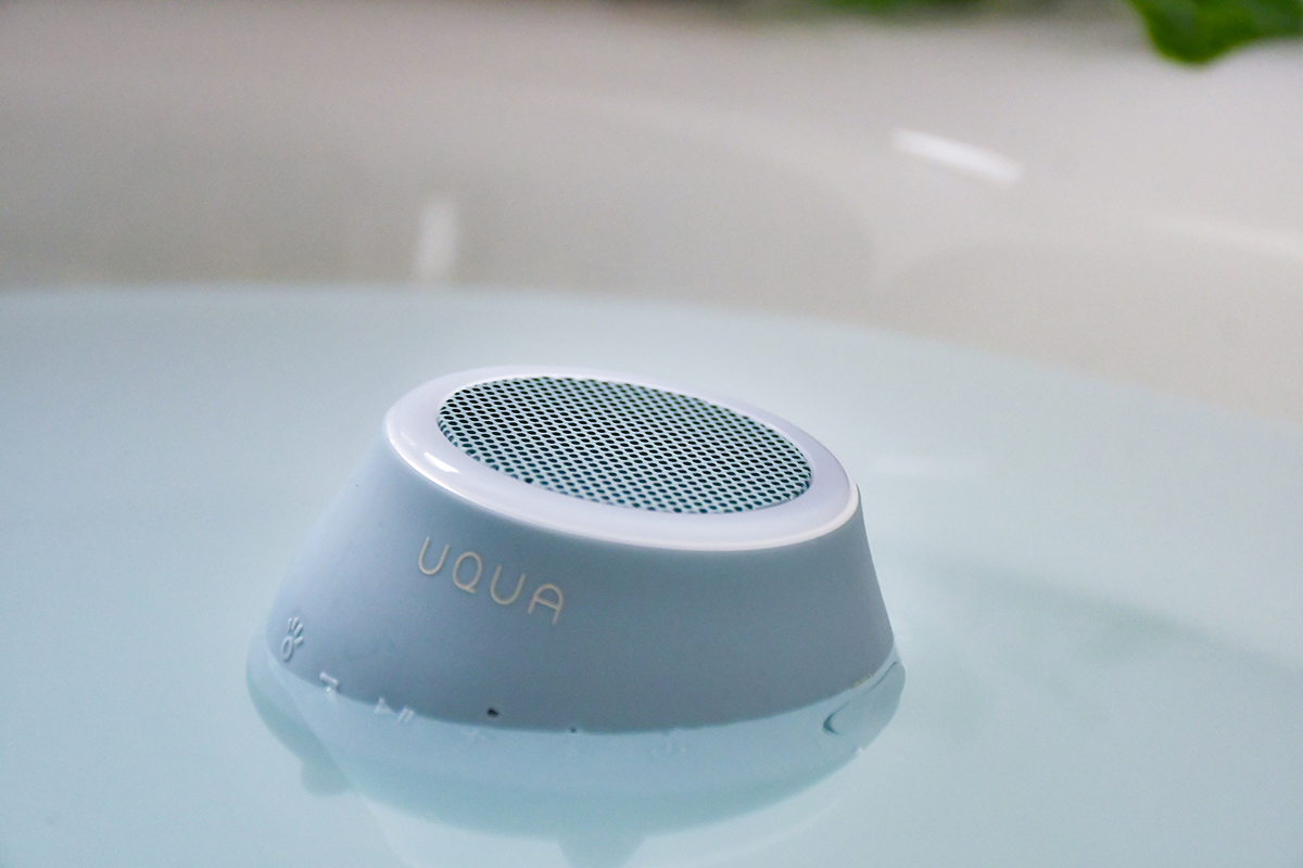 お風呂に浮かべて聴けるBluetoothスピーカー「UQUA」 - AV Watch