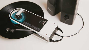 オーテク、レコードを挟んで再生「サウンドバーガー」復刻。Bluetooth