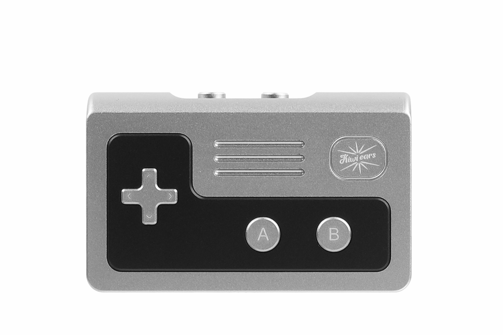 ファミコンコントローラ似”のUSB DACアンプ。Kiwi Earsから9780円 - AV