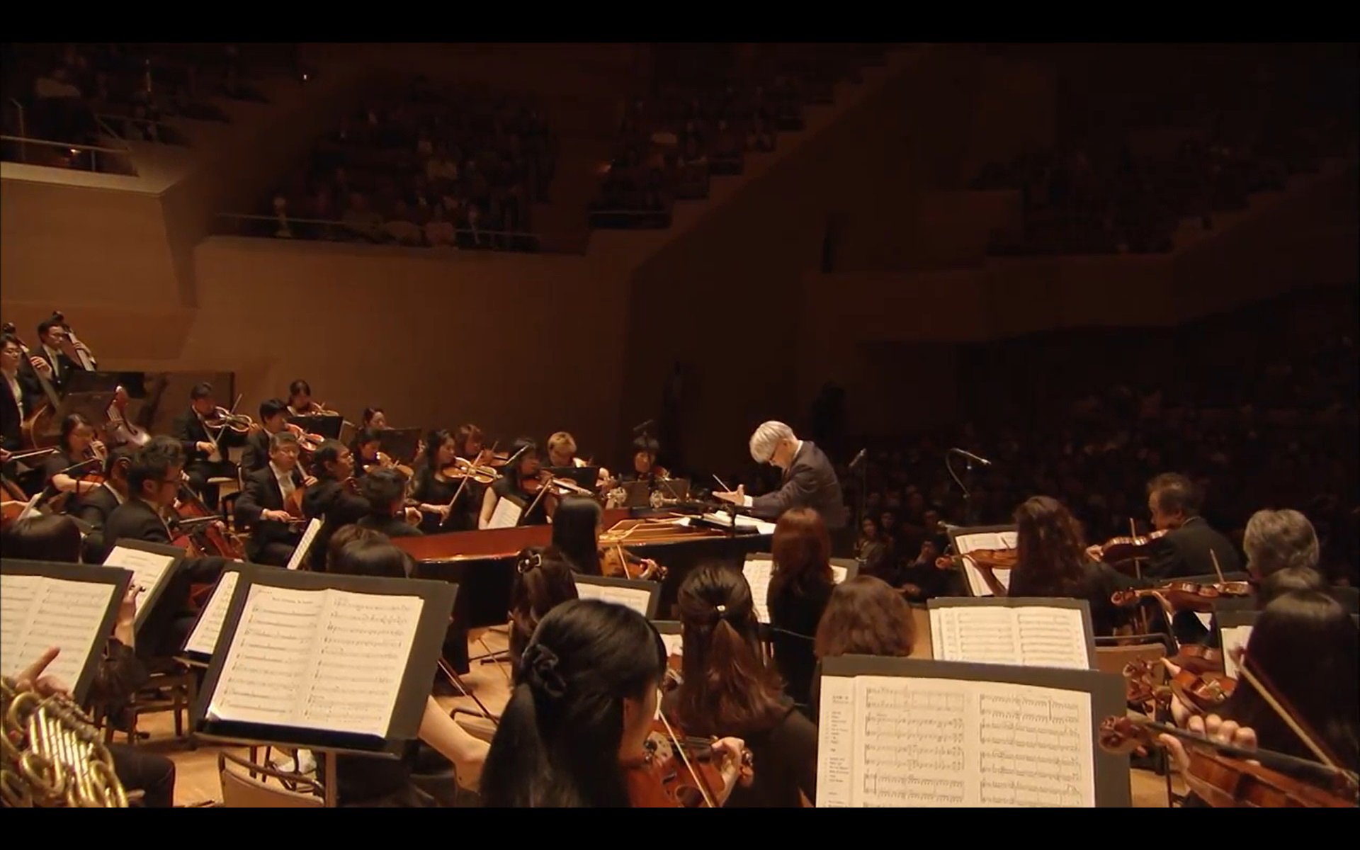 109シネマズプレミアム新宿」で坂本龍一ライブ2作を超高音質上映 - AV