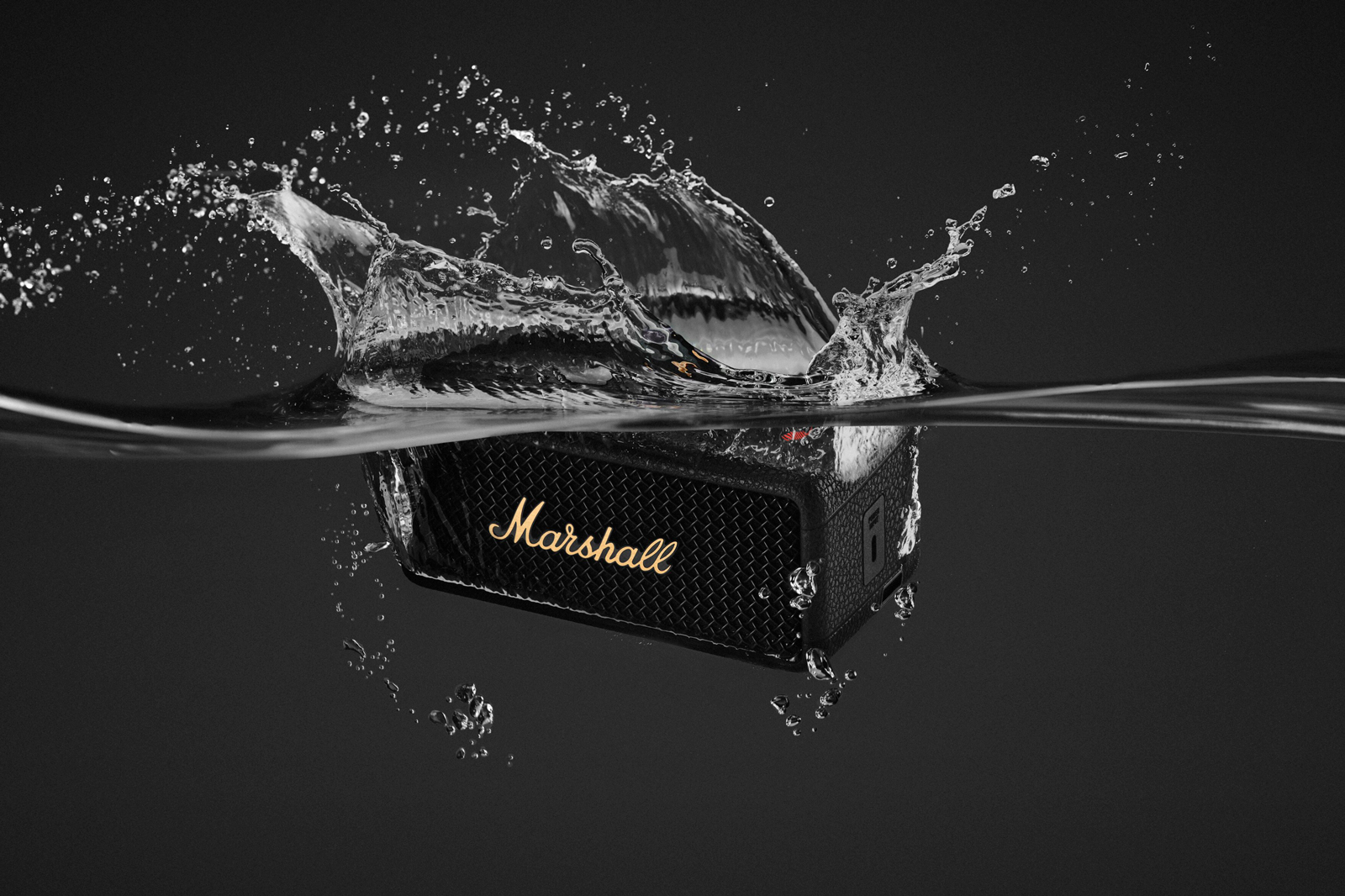 Marshall、32時間連続再生できる防塵防水Bluetoothスピーカー