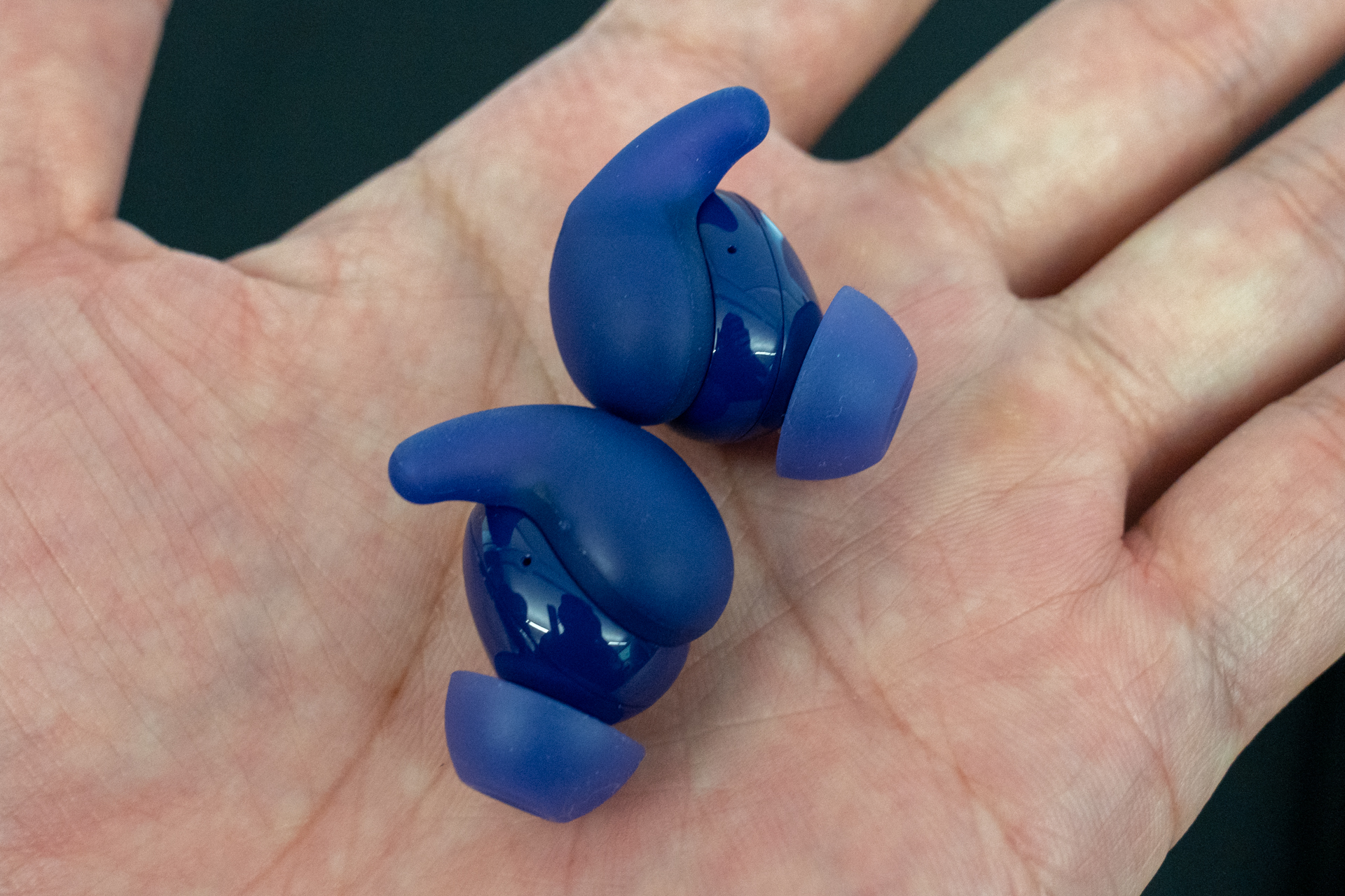 すももさま専用✨美品✨WF-1000XM5 レビュー】ソニー「WF-1000XM5」と同じドライバ&プロセッサで3万