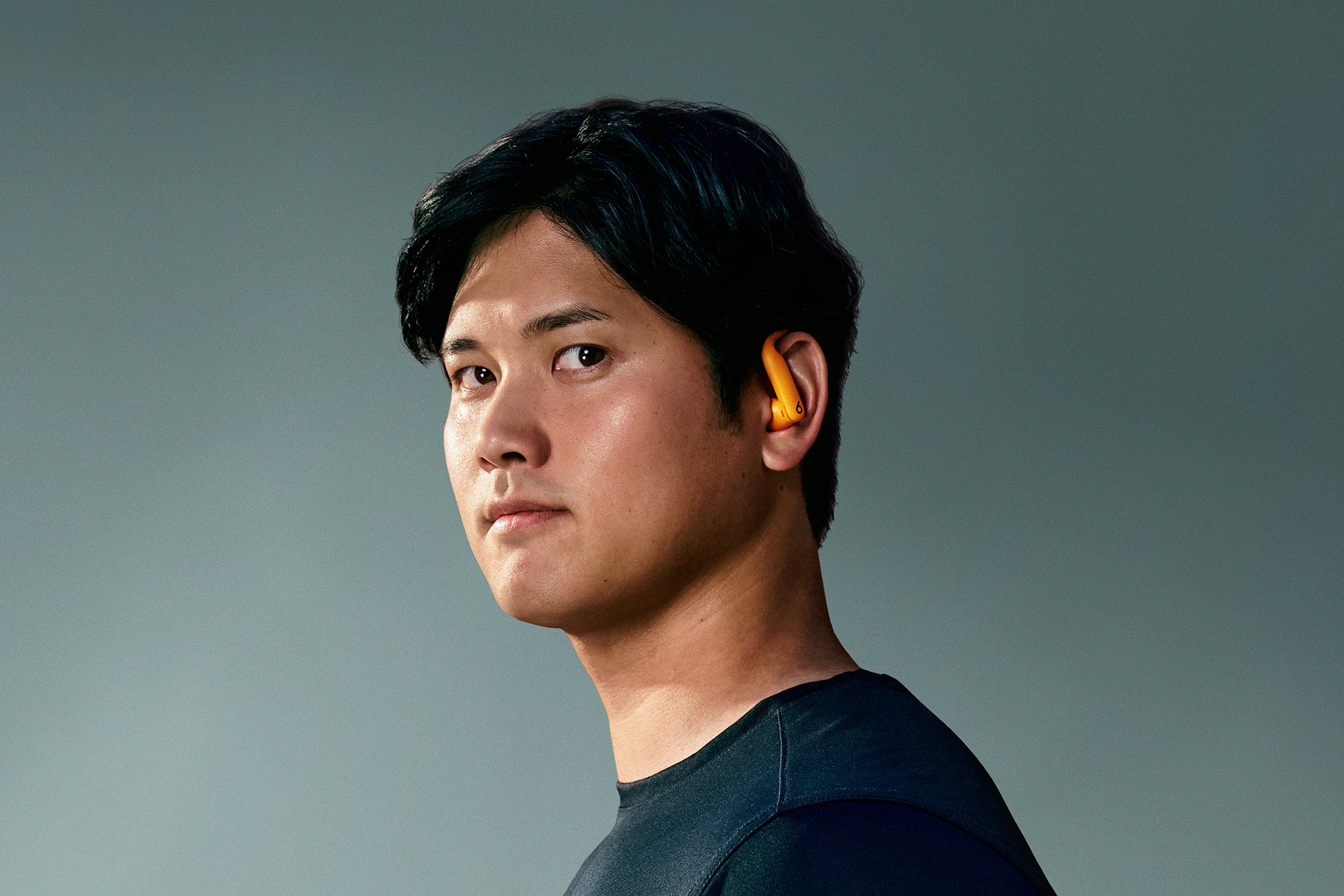 Beats、スポーツ向け完全ワイヤレス「Powerbeats Pro 2」。心拍 Beats、スポーツ向け完全ワイヤレス「Powerbeats Pro 2」。心拍