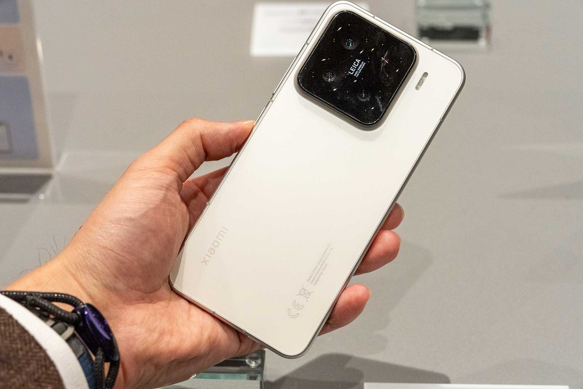 Xiaomi 15 LEICA 4眼カメラ スマートフォン本体 ライカと共同開発の4眼カメラ搭載のフラッグシップスマホ