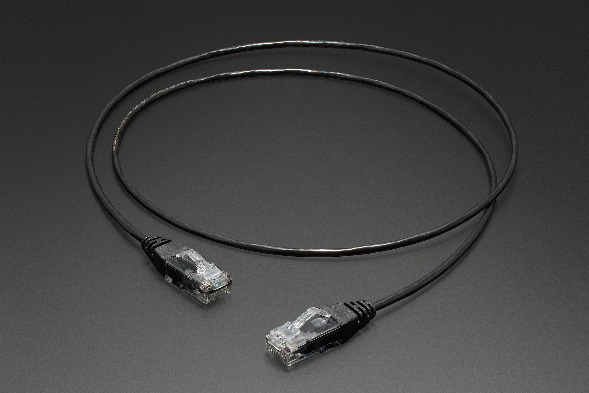 トップウイング、外径2.9mmの極細オーディオ用LANケーブル。1m8800円