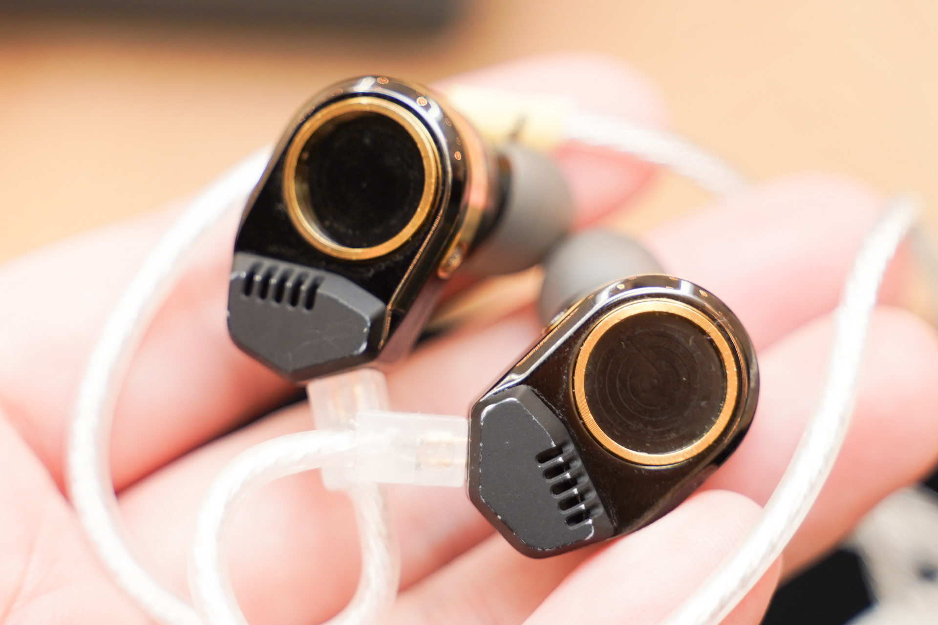 DITA Dream XLS (本体のみ) R側音出ません 【最終価格】