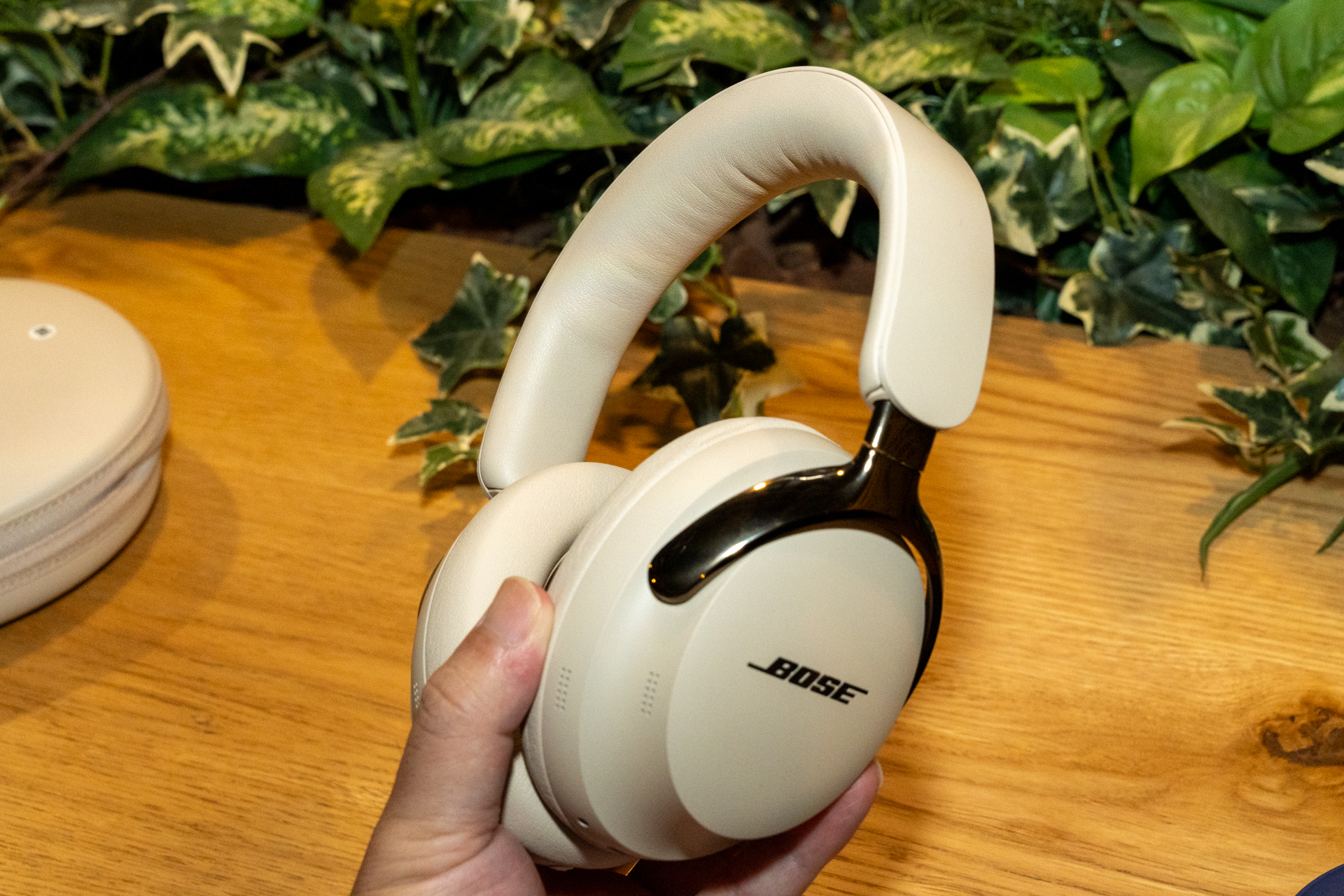 Bose QuietComfort 有線ヘッドセット ボーズ、動画向け空間オーディオ＆有線接続対応ワイヤレス