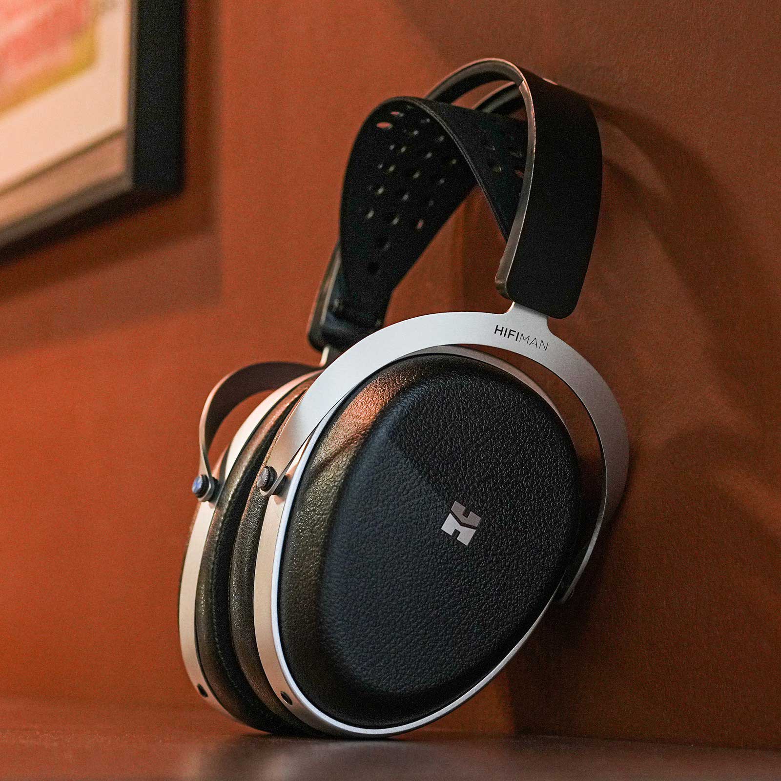 M*r様 HIFIMAN AUDIVINA 平面駆動 美品 Amazon.co.jp: HIFIMAN ハイファイマン Audivina クローズド