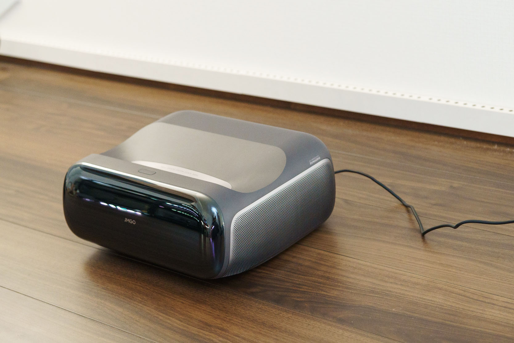 masaさん専用　短焦点プロジェクター　ほぼ新品　1回4時間のみ使用　DLP TVじゃなくて、これでいいじゃん」JMGO最強の超短焦点