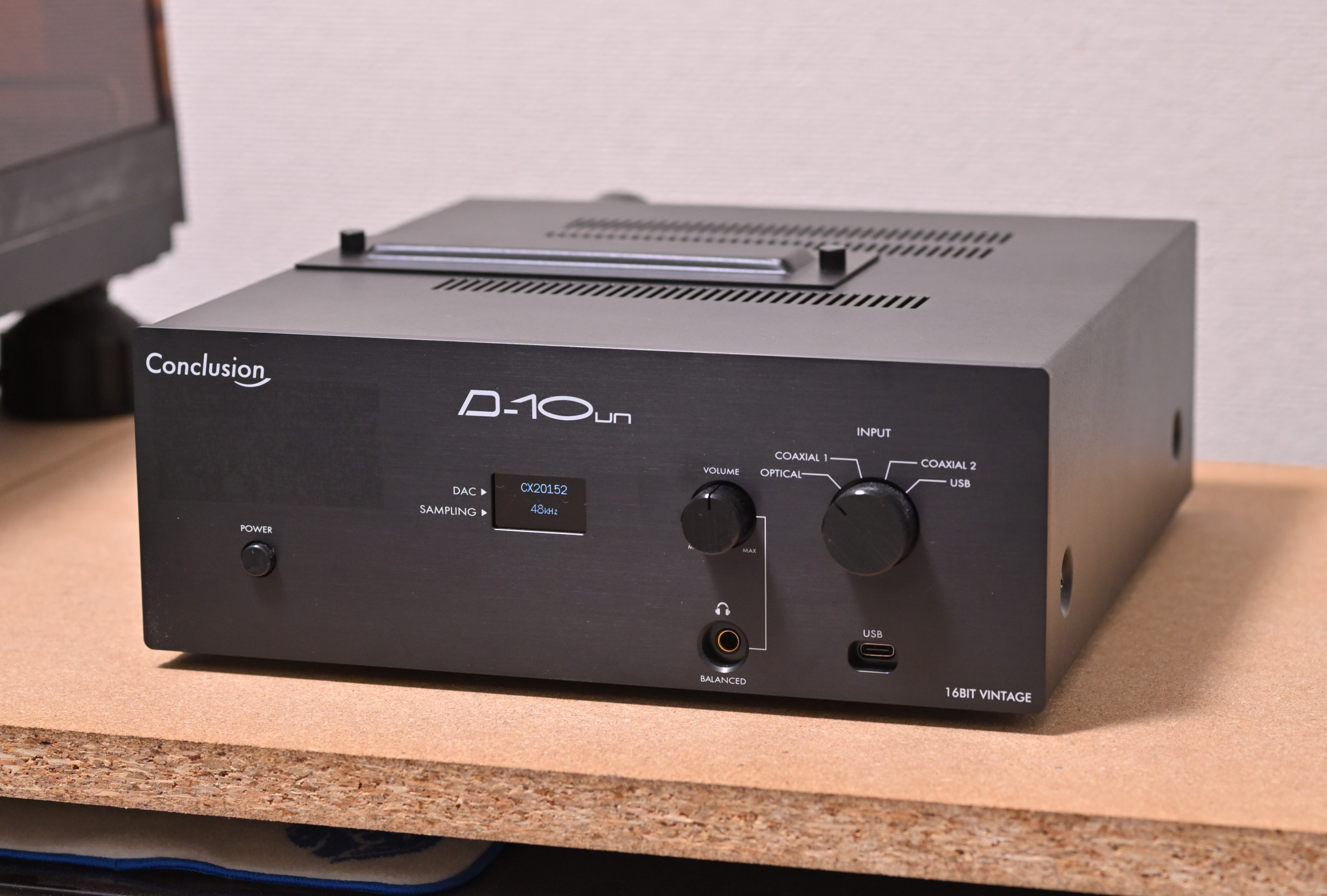 レビュー】ファミコンカセットみたいにDAC交換できるコンバータ。往年