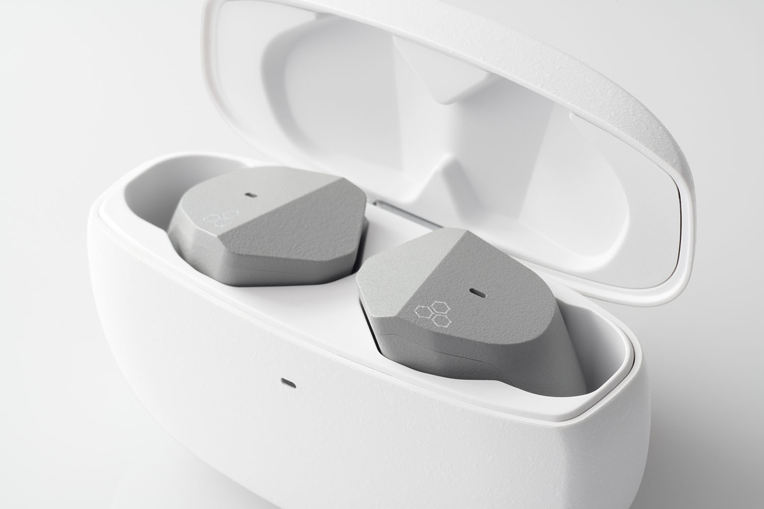 final ZE3000 for ASMR ワイヤレスイヤホン fi1.jpg