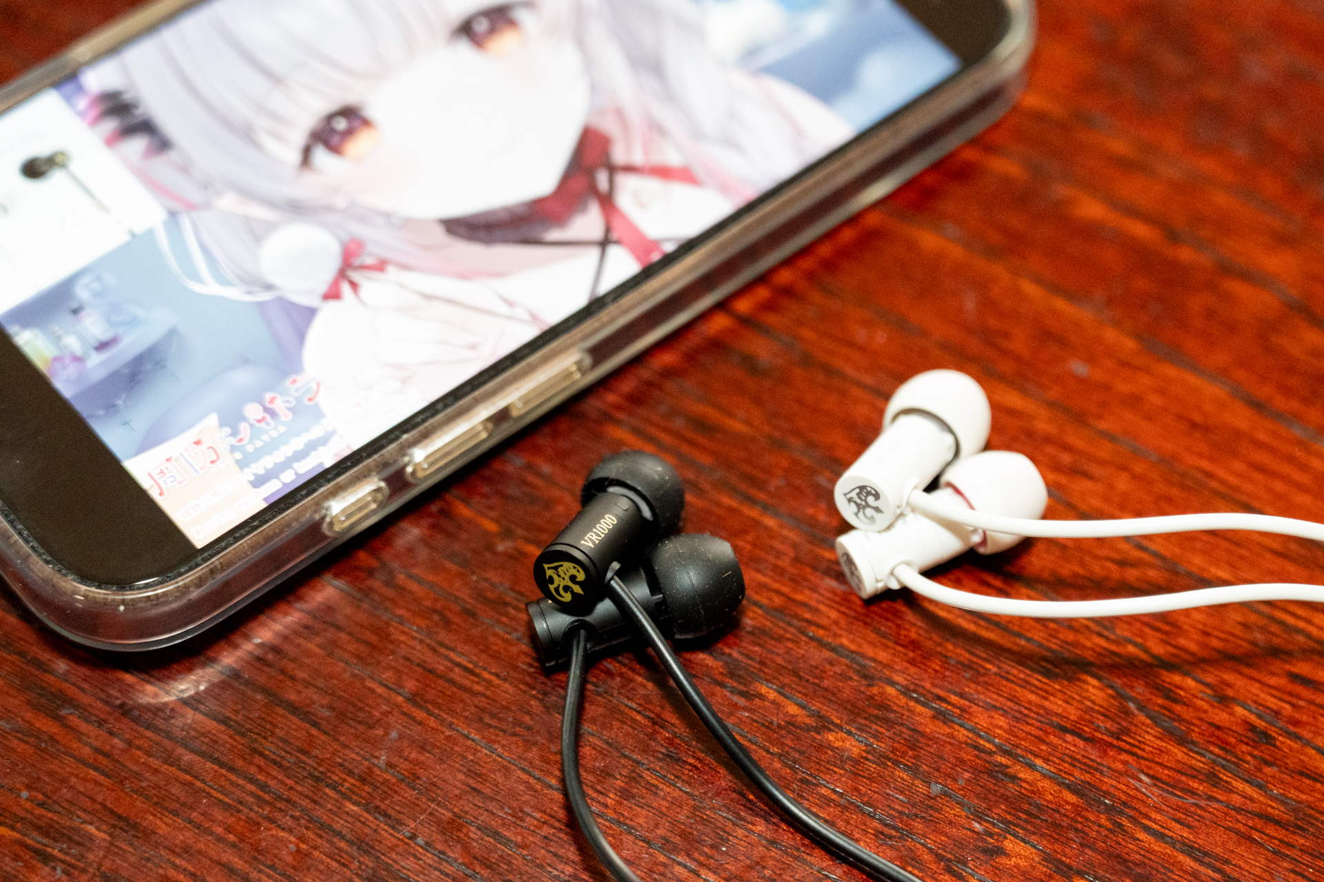 ミニレビュー】周防パトラ×final、待望の有線イヤフォンは音質と5980円